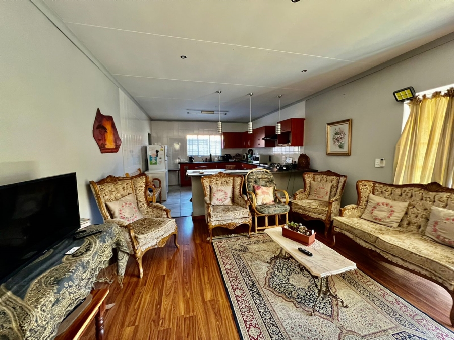8 Bedroom Property for Sale in Baillie Park North West